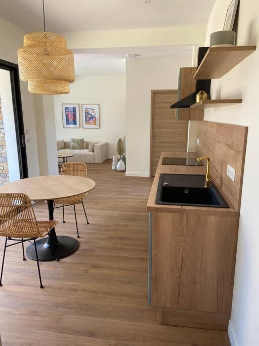 Maison Proche Du Pic Saint Loup ภายนอก รูปภาพ